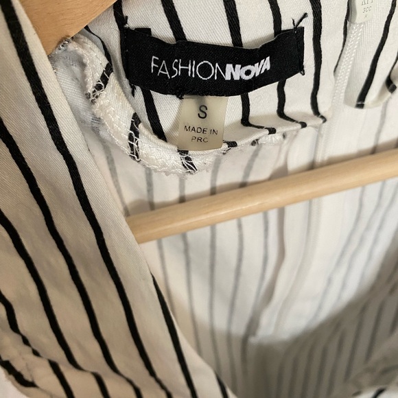 Fashion Nova Black and White Striped Jumper with Gold Buttons - Picture 5 of 8